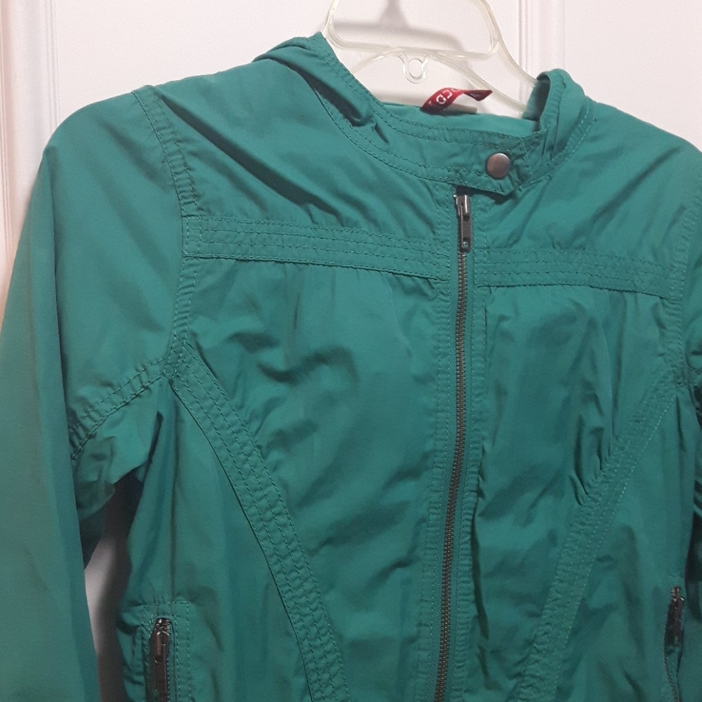 🛍️ Cargo jacket/windbreaker with hood